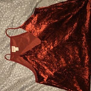 Spaghetti strap maroon tank